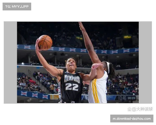 灰熊三分失准 双星合力22分助力领先对手